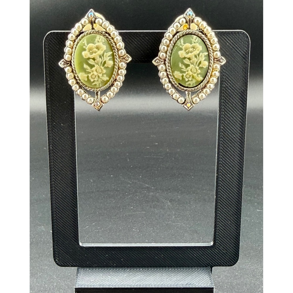 Floral Cameo Clip-On Earrings Green Faux Pearl Silver Tone Vintage Cottagecore
